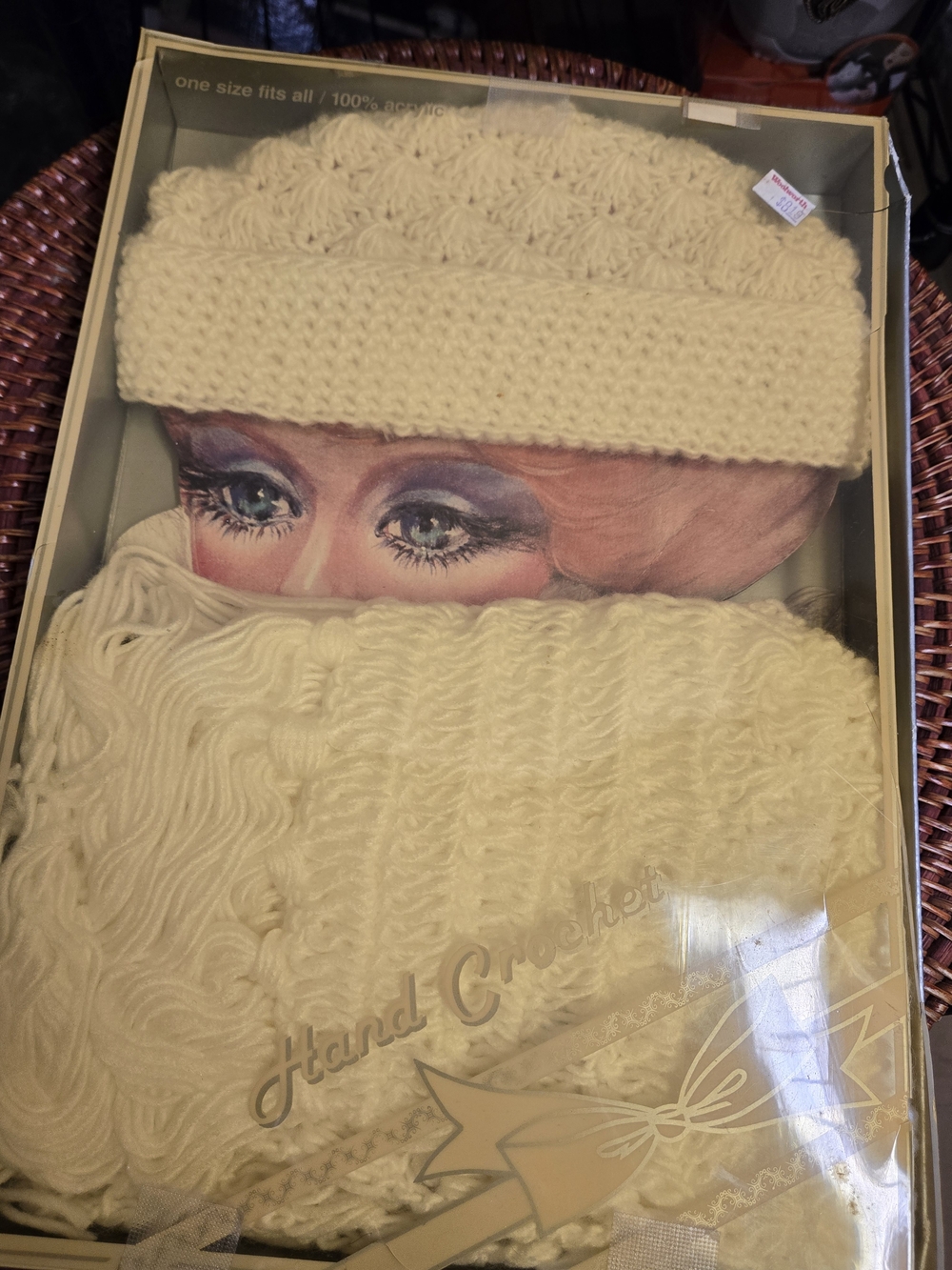 Vintage- Hand Crocheted Women’s Winter Hat & Scarf Set - Cream